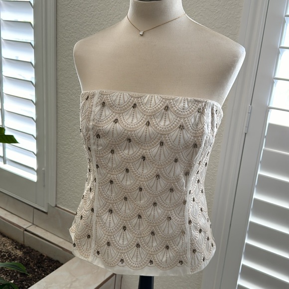 White House Black Market…Ecru Color Bustier… New With Tag and Straps - Picture 8 of 11